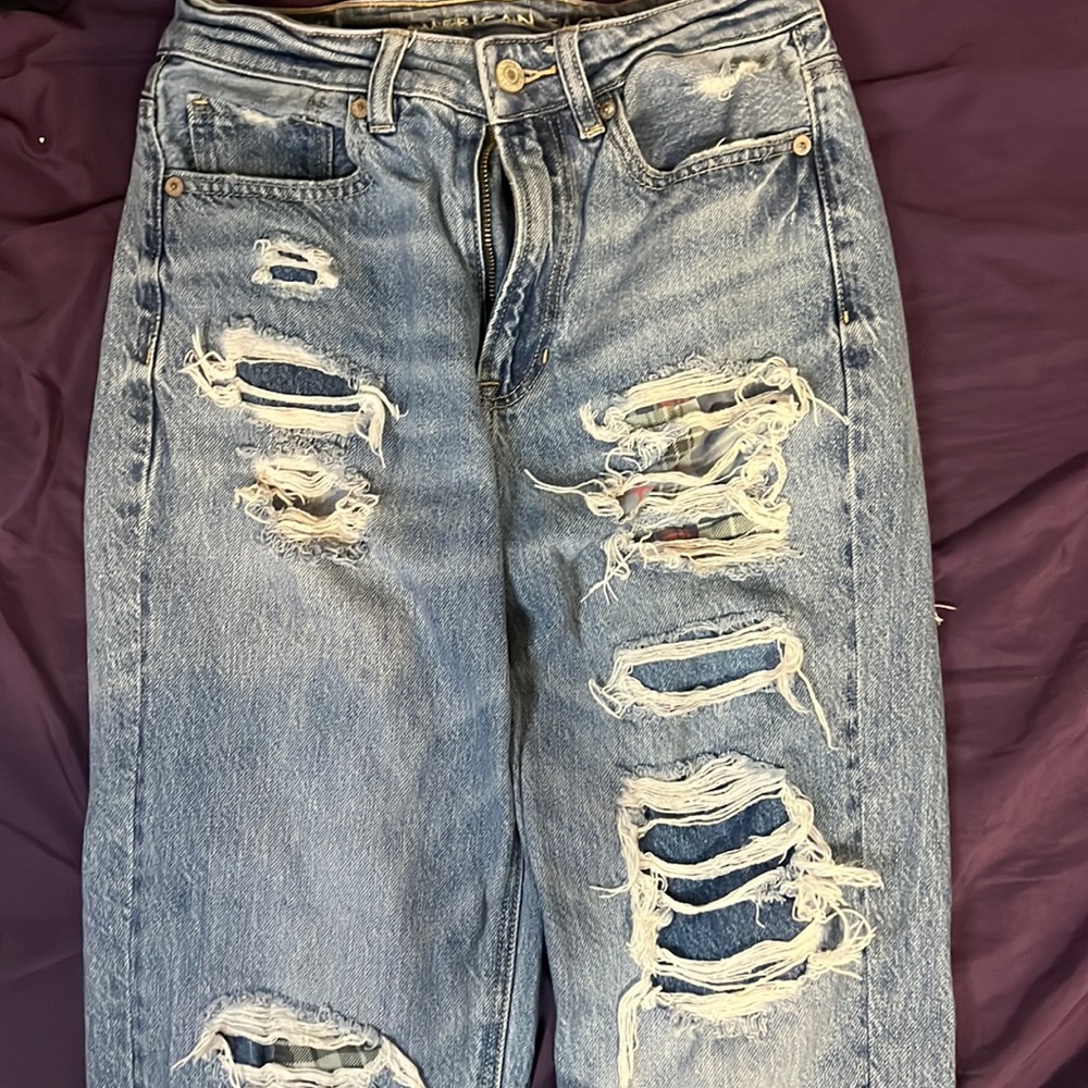 American Eagle Mom Jean